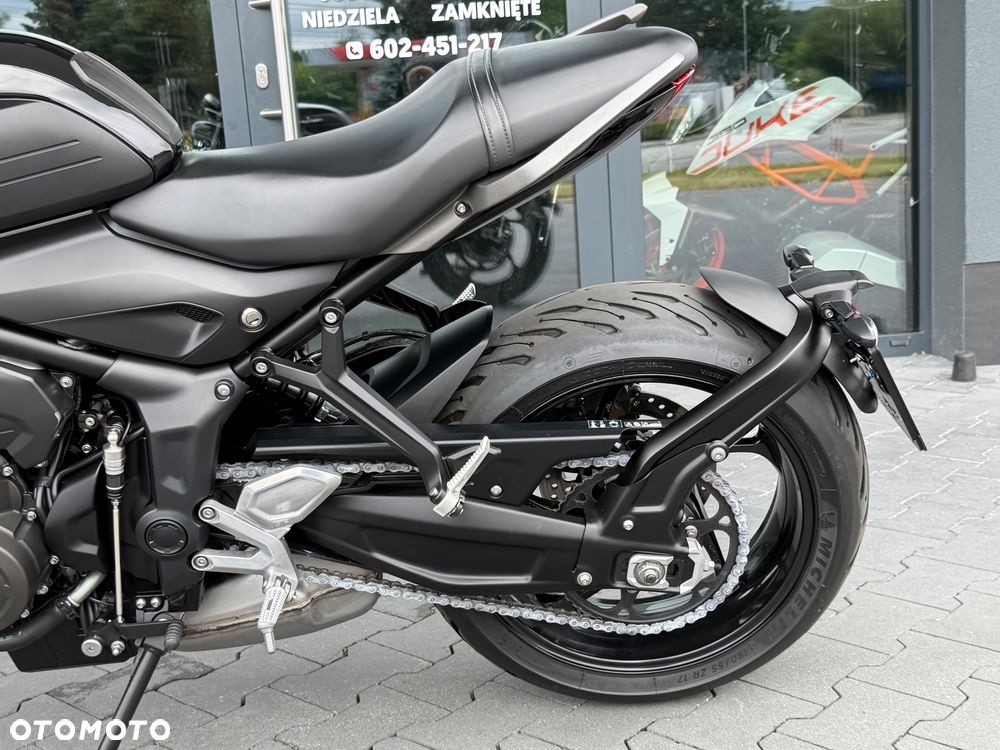 Triumph Trident - 33