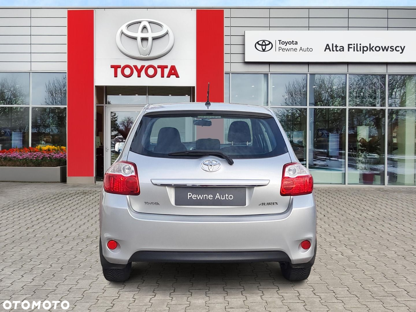 Toyota Auris 1.4 D-4D Terra EU5 - 9