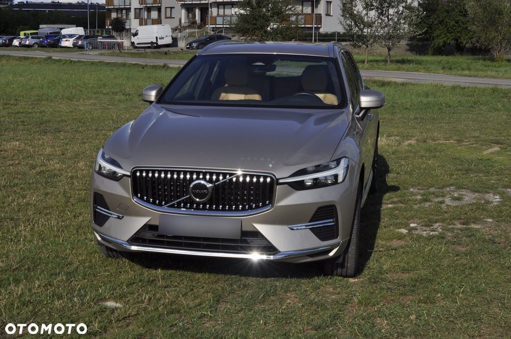 Volvo XC 60 B4 D AWD Plus Bright - 1