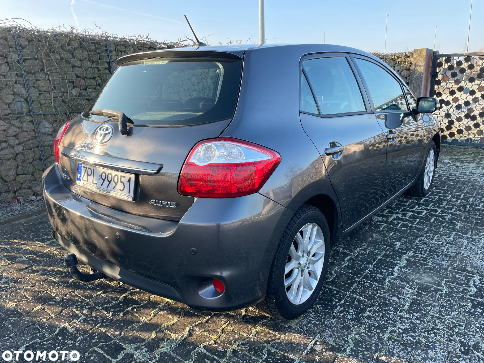 Toyota Auris 1.6 Premium + - 10