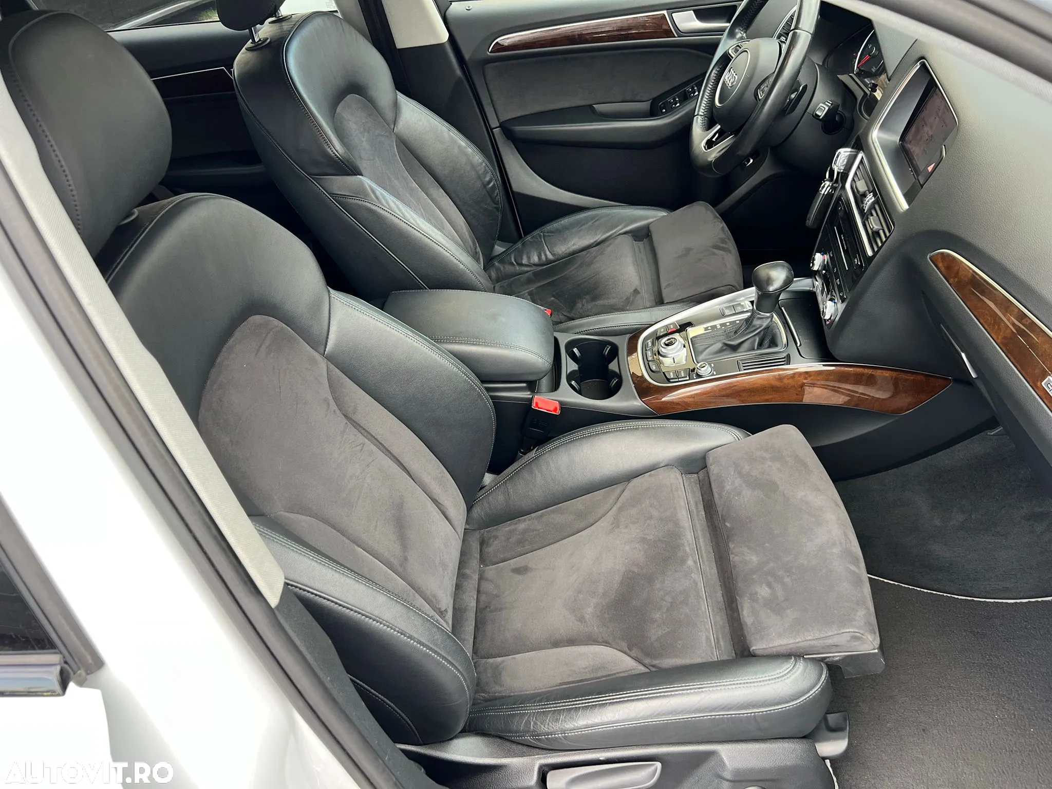 Audi Q5 2.0 40 TDI quattro S tronic Basic - 18