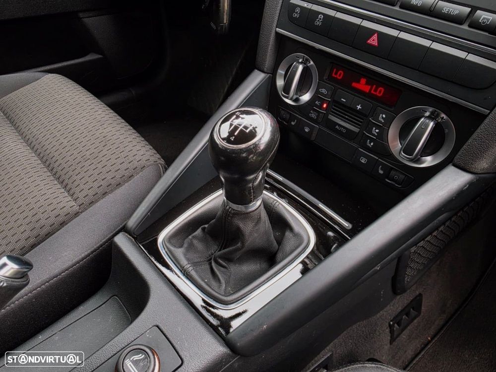 Audi A3 Sportback 1.6 TDI S-line - 11