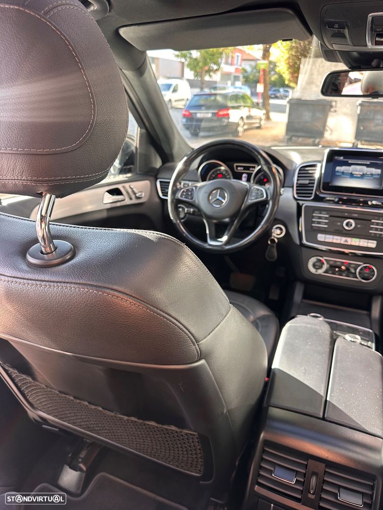 Mercedes-Benz GLE 250 d 4Matic 9G-TRONIC AMG Line - 16