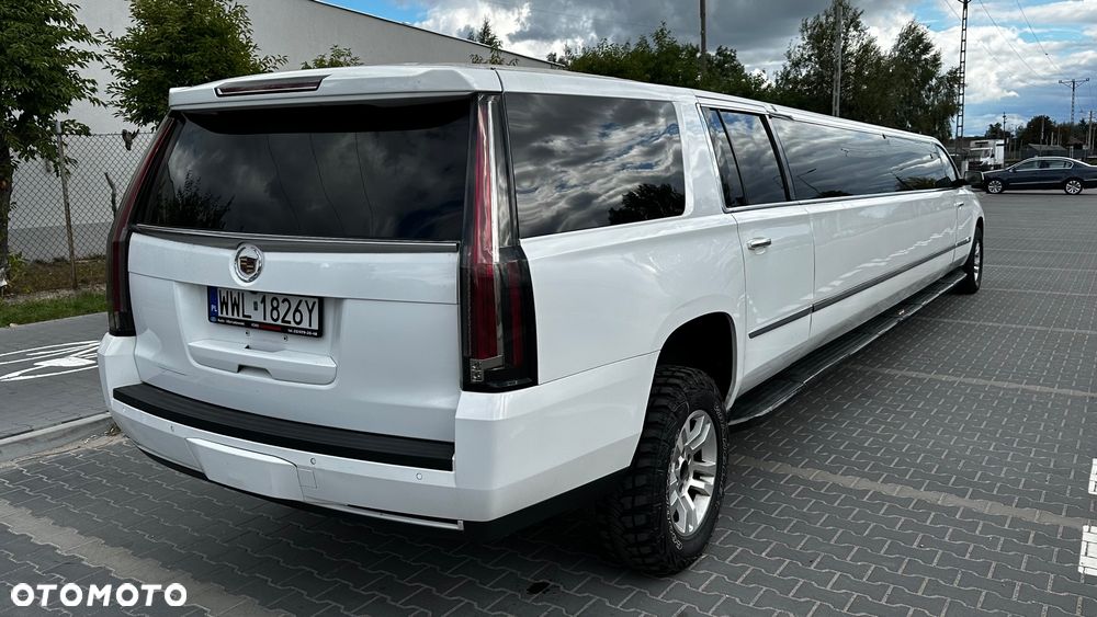 Hummer H2 6.0 V8 - 26