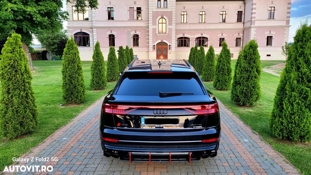 Audi Q8 - 6