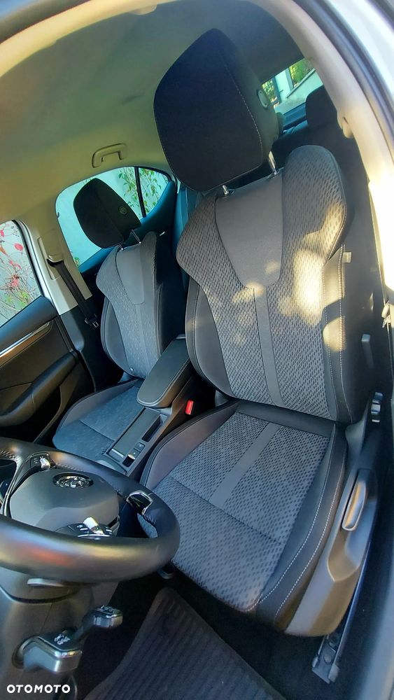 Skoda Octavia 1.4 TSI Plug-In Hybrid Style DSG - 11