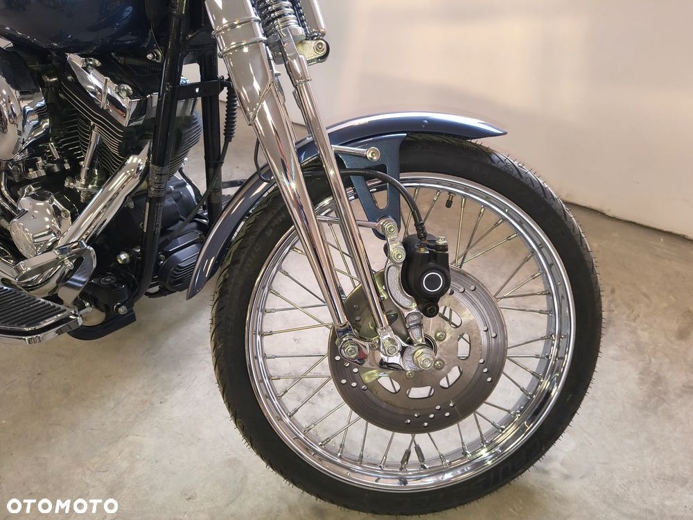 Harley-Davidson Softail Springer Classic - 13