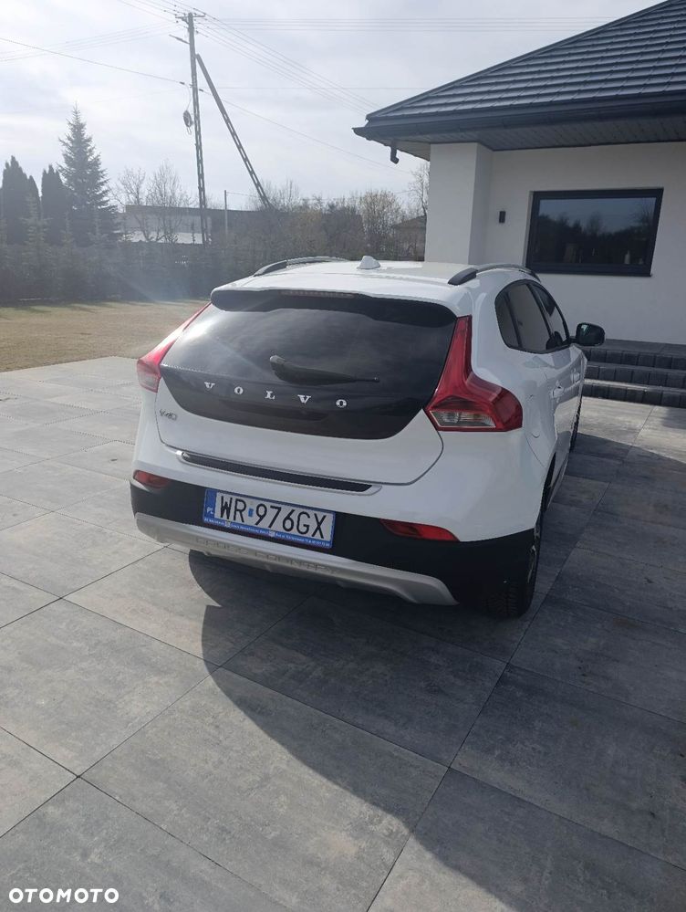 Volvo V40 Cross Country D2 Momentum - 2