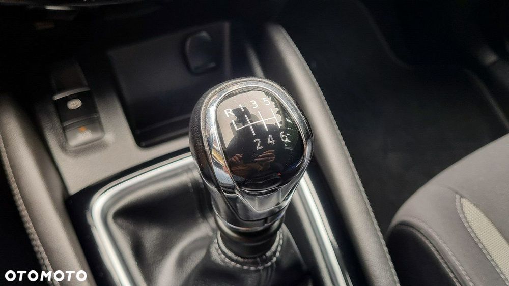Nissan Qashqai - 16