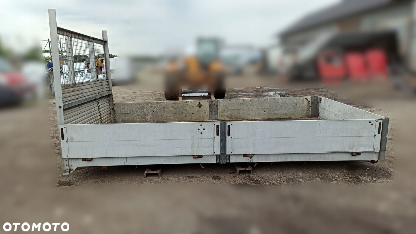 Skrzynia Ładunkowa Paka Iveco Daily 3,9m - 6