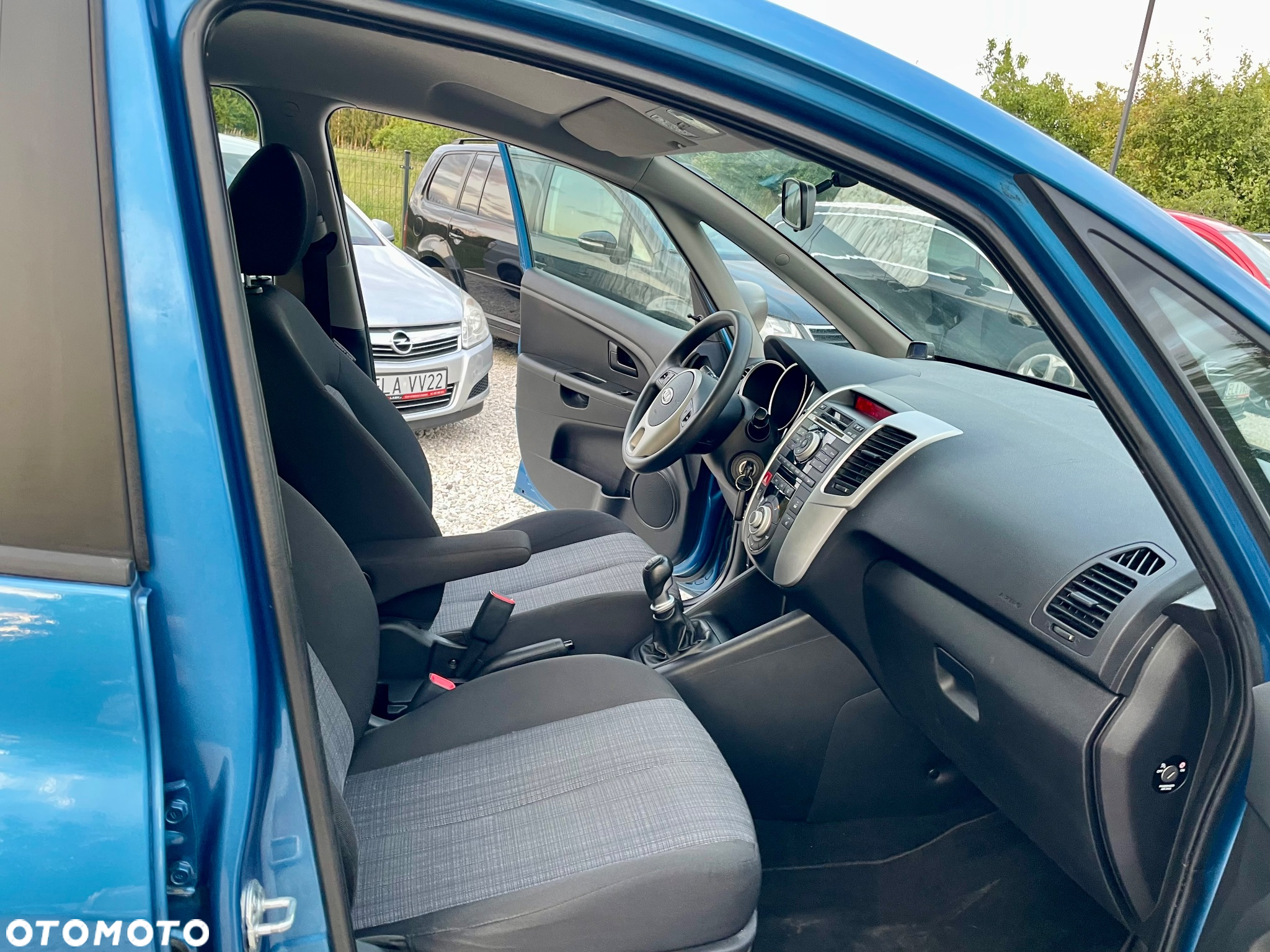 Kia Venga 1.4 CVVT Vision - 34