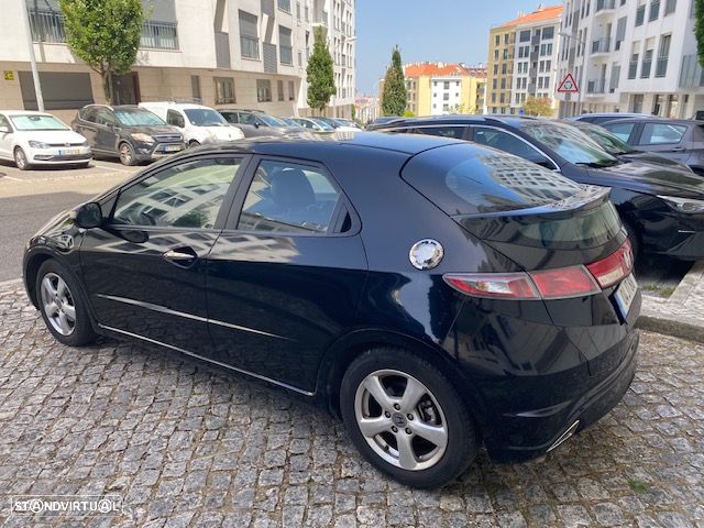 Honda Civic 1.4 i-VTEC Elegance - 11