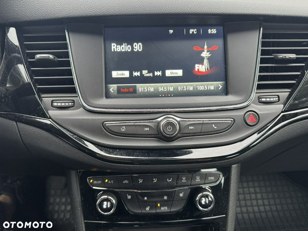 Opel Astra 1.4 T Dynamic S&S - 19