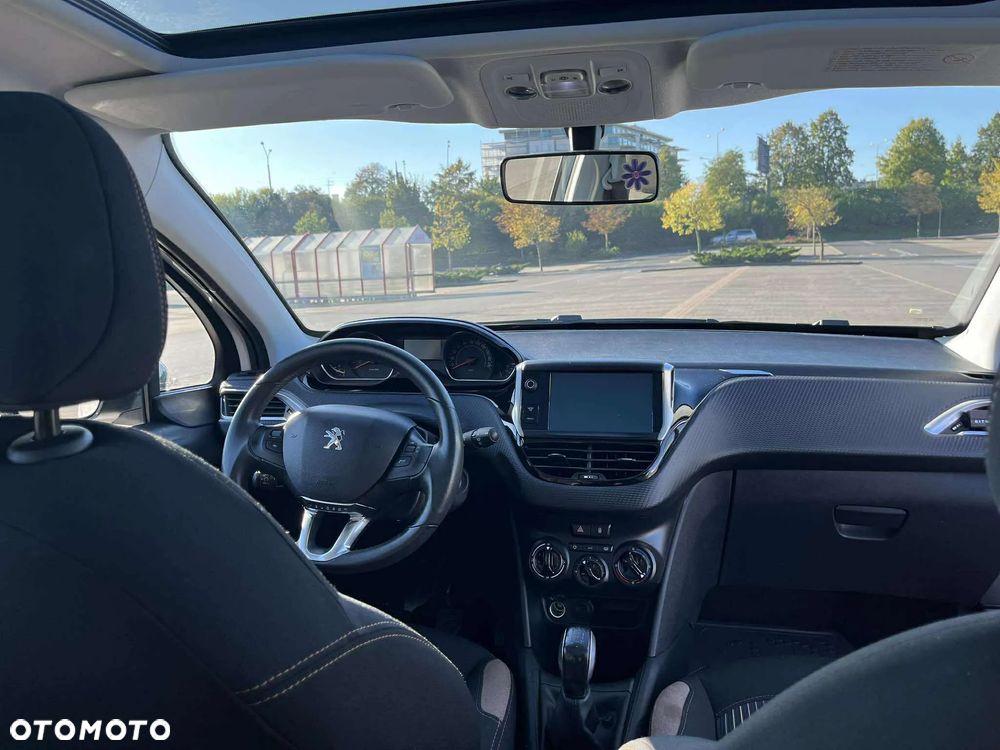 Peugeot 208 1.2 PureTech Active - 5