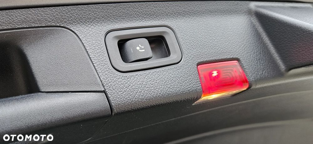 Mercedes-Benz Klasa A 200 d 8G-DCT Edition 19 - 21