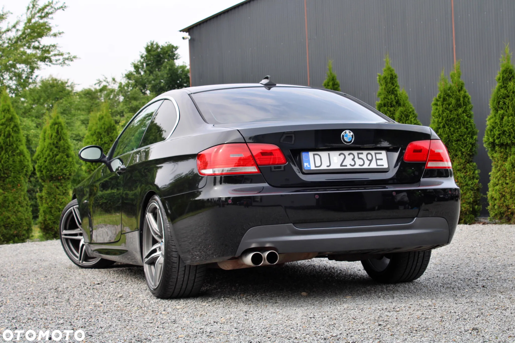 BMW Seria 3 325i Coupe - 21