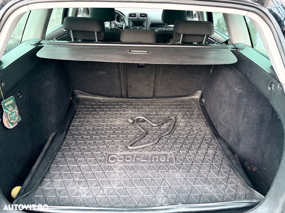 Volkswagen Golf - 31