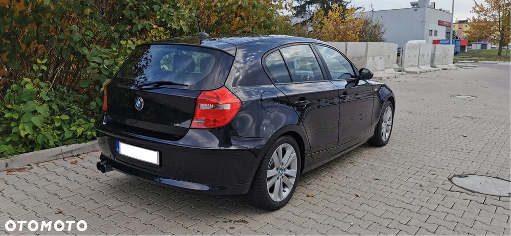 BMW Seria 1 120i Edition Sport - 36