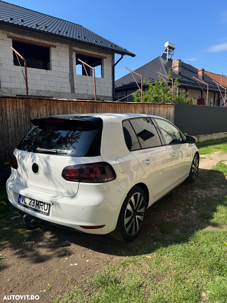 Volkswagen Golf 2.0 TDI DPF DSG GTD - 3