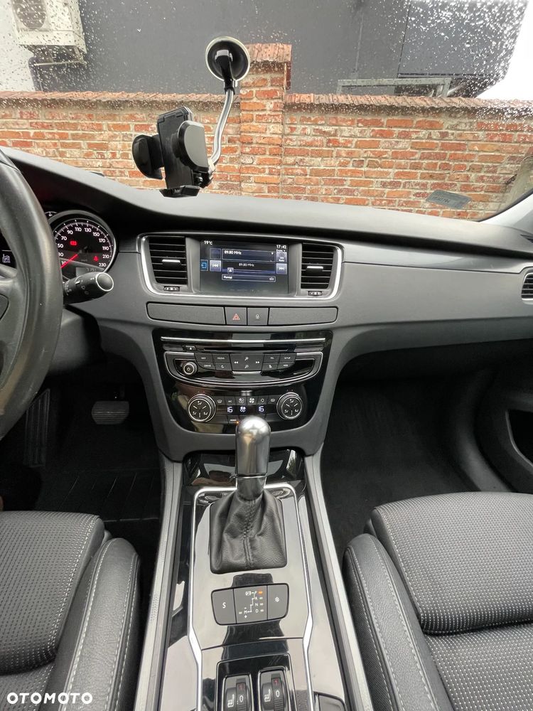 Peugeot 508 BlueHDi 180 EAT6 Stop&Start Allure - 25