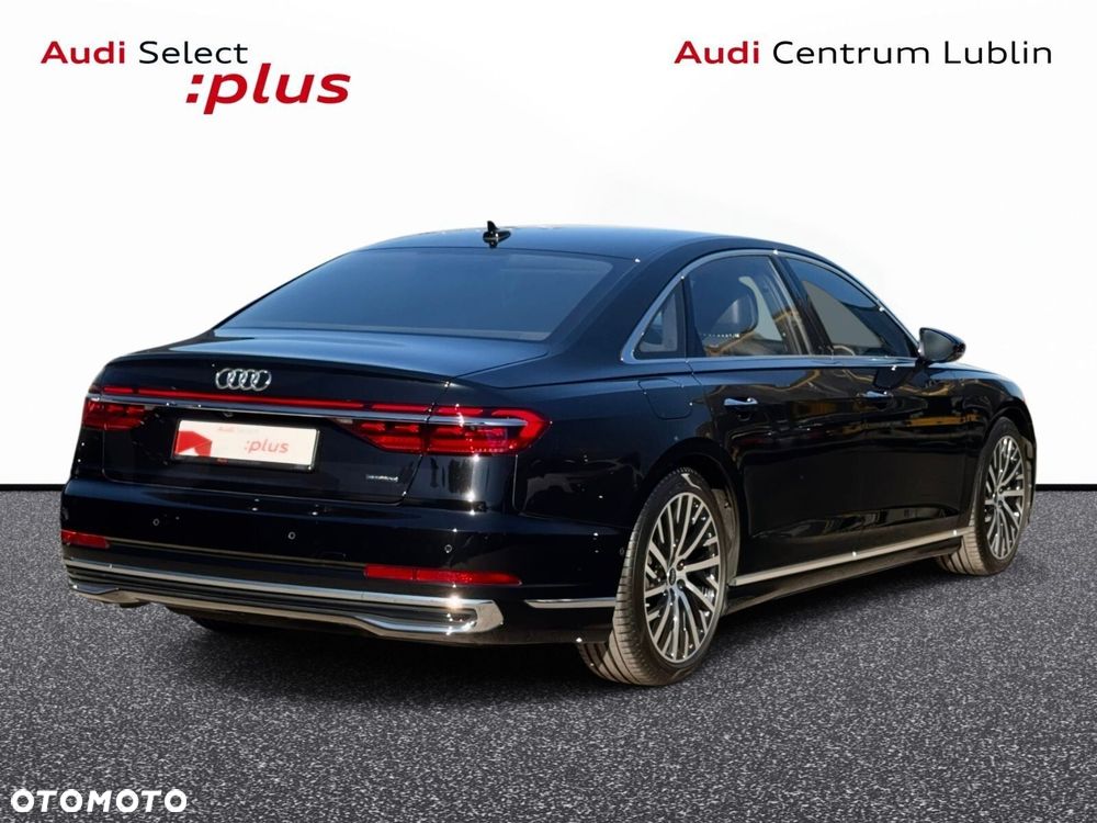 Audi A8 - 6
