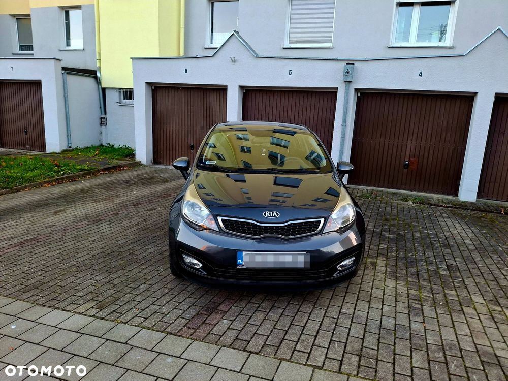 Kia Rio - 9