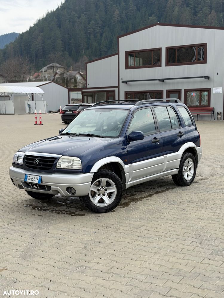 Suzuki Grand Vitara 2.0 Comfort Limited - 13