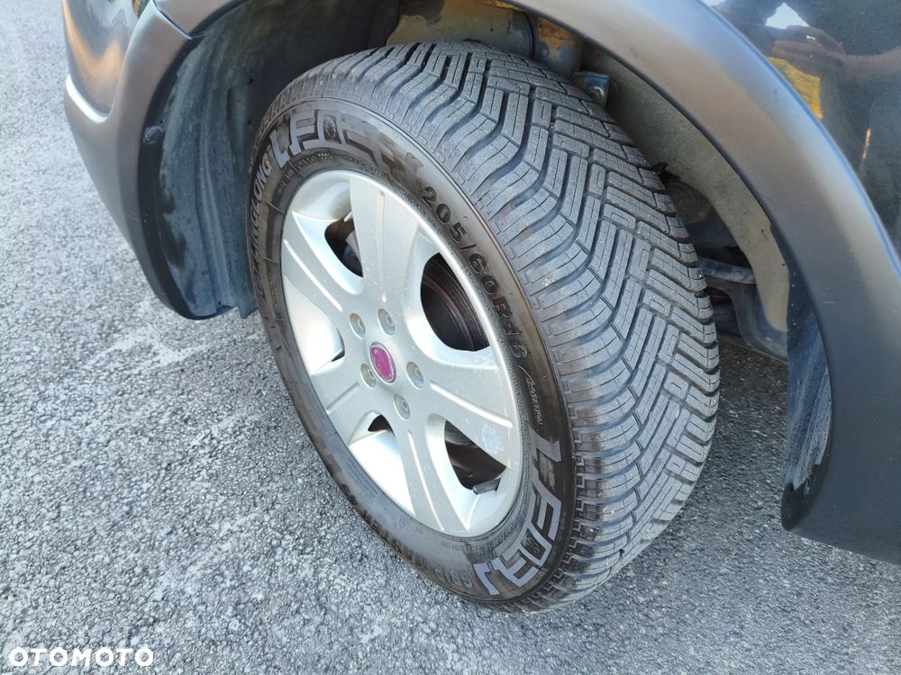 Fiat Sedici 1.9 Multijet DPF 4x4 Dynamic - 26