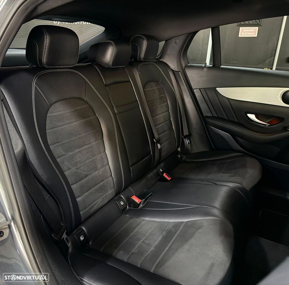 Mercedes-Benz GLC 300 e Coupé 4Matic - 49