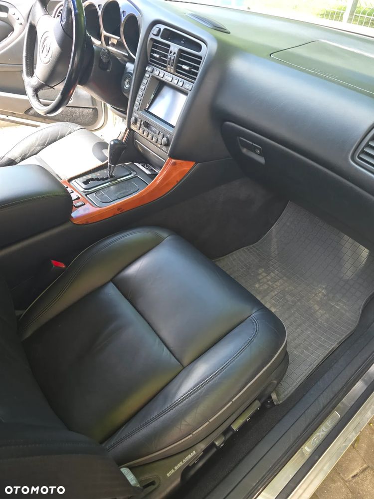 Lexus GS 300 - 9
