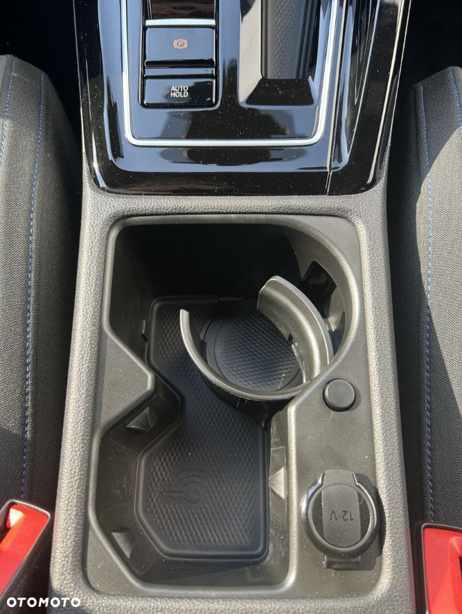 Volkswagen Golf - 27