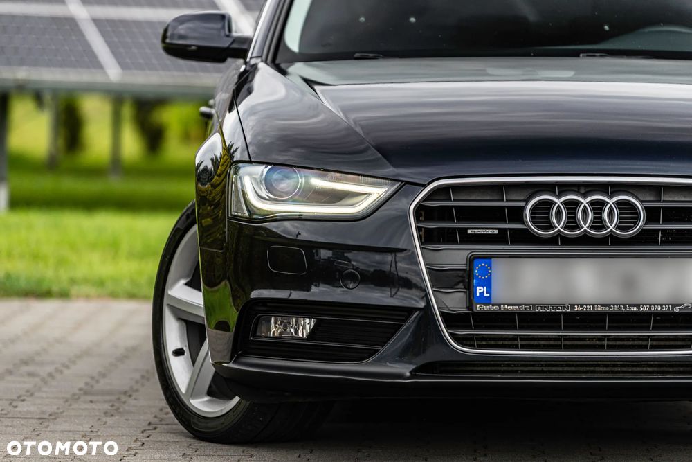 Audi A4 Limousine 2.0 TDI Quattro - 14