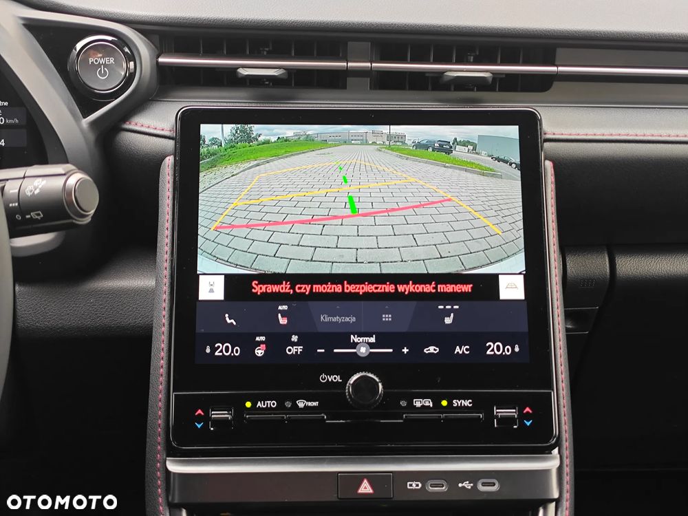 Lexus LBX 1.5 Hybrid Emotion - 16