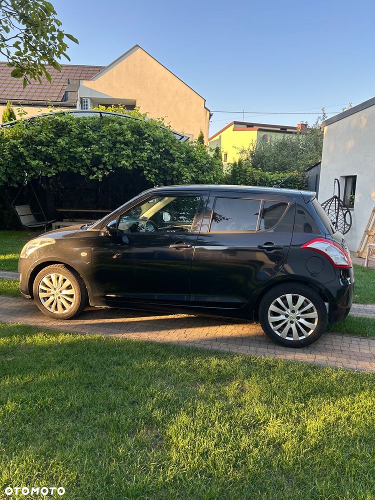 Suzuki Swift 1.2 Premium - 4