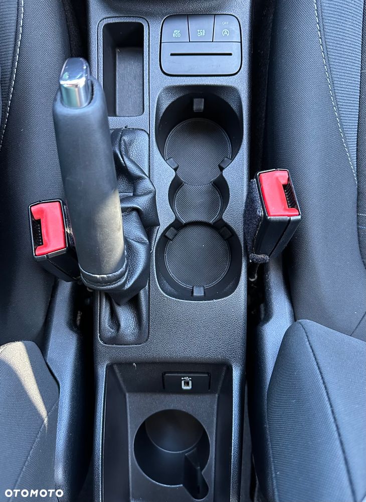 Ford Fiesta 1.1 SYNC Edition - 10