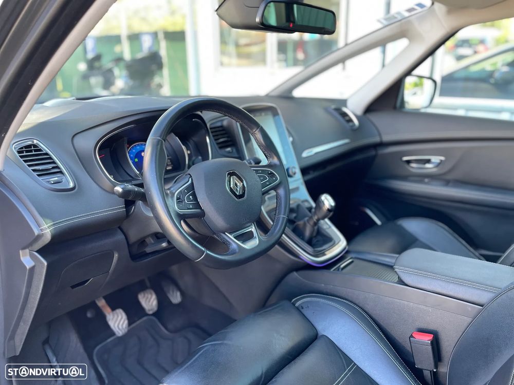 Renault Grand Scénic 1.6 dCi Bose Edition SS - 8