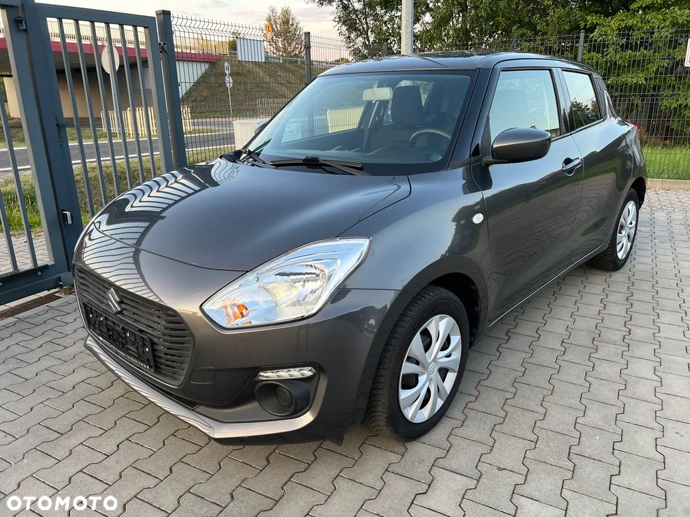 Suzuki Swift - 1