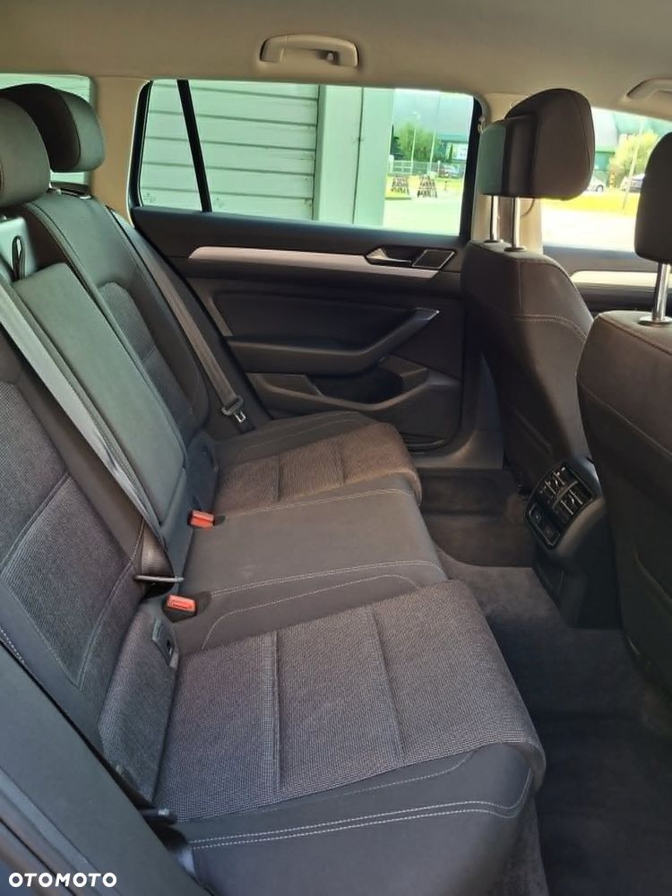 Volkswagen Passat 1.4 TSI BMT ACT Comfortline DSG - 11