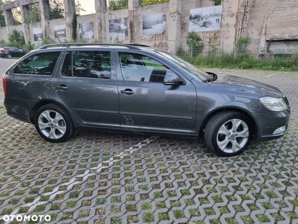Skoda Octavia 1.8 TSI Elegance DSG - 2
