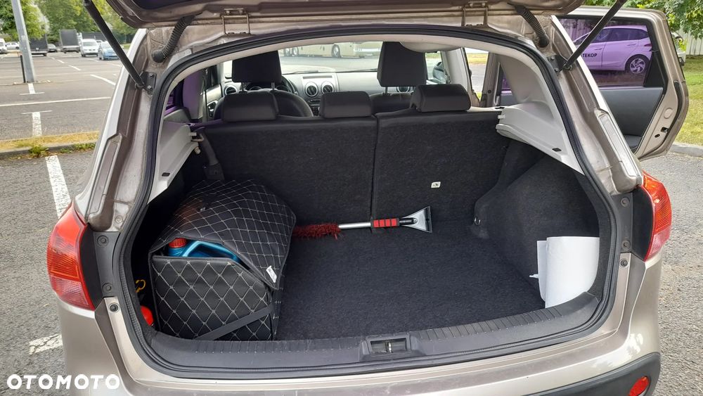 Nissan Qashqai 2.0 Tekna CVT - 8