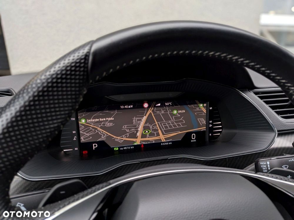 Skoda Superb 2.0 TDI SCR Sportline DSG - 21