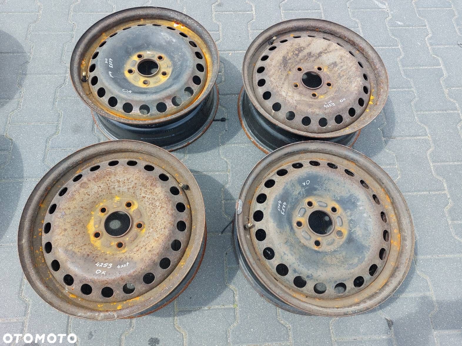 FELGI STALOWE 4 SZT 5x108 6,5Jx16 ET52,5 FI63,4 FORD VOLVO 30615721 - 1