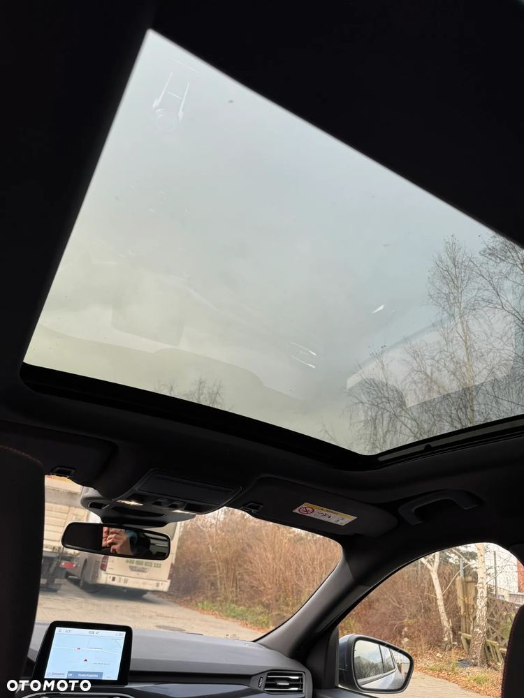 Ford Kuga 2.5 Duratec PHEV ST-LINE X - 25