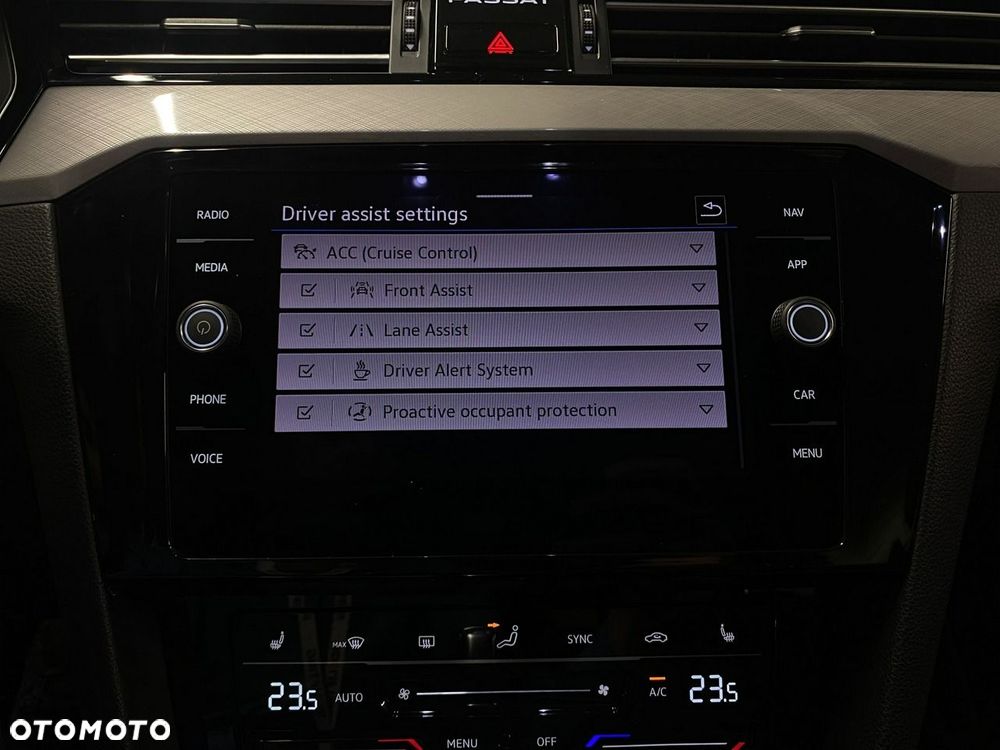 Volkswagen Passat Variant - 31