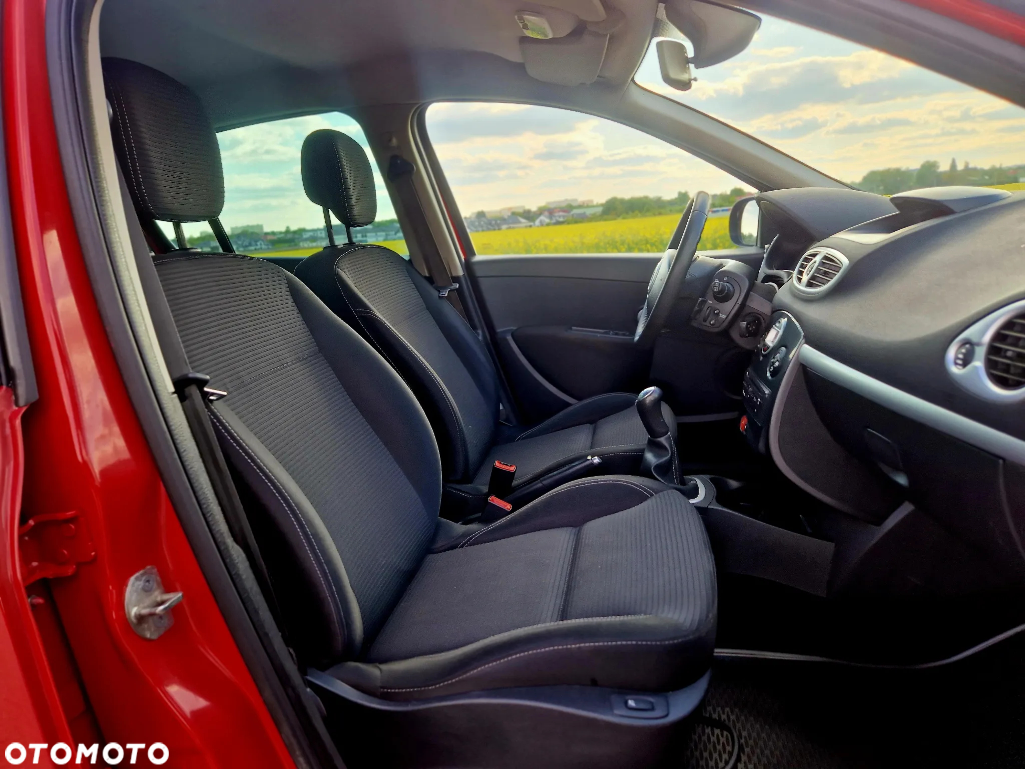 Renault Clio - 6