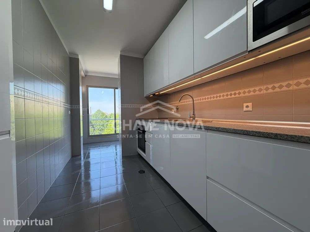 Apartamento T2 em Mafamude | Junto à Nova Linha do Metro Rubi - Grande imagem: 4/36