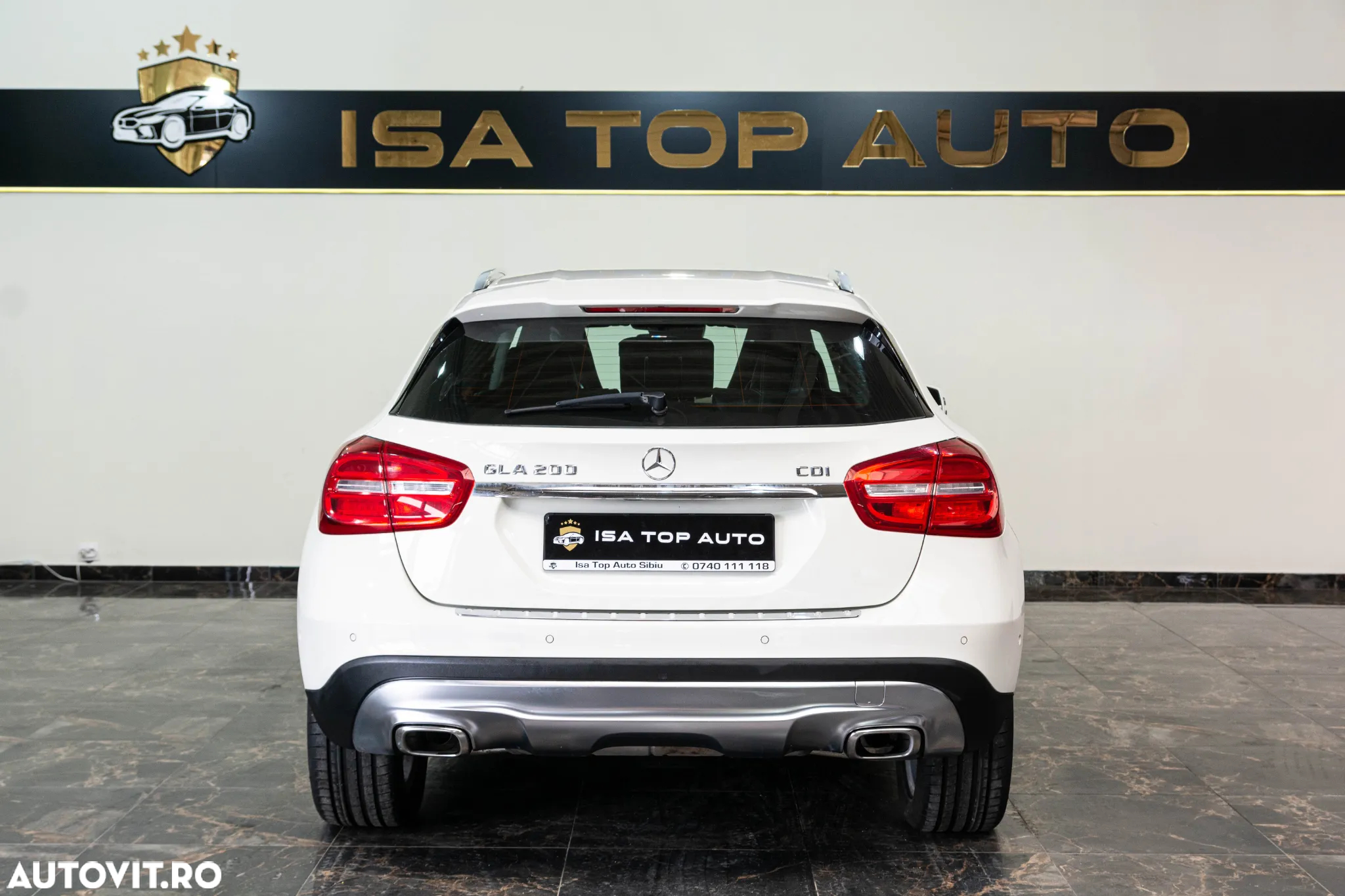 Mercedes-Benz GLA 200 d 7G-DCT Urban - 31