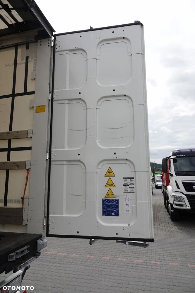 Krone FIRANKA / STANDARD / 2 OSIE PODNOSZONE / KOSZ NA PALETY / 40 TYS.KM. / 2025 ROK / - 13