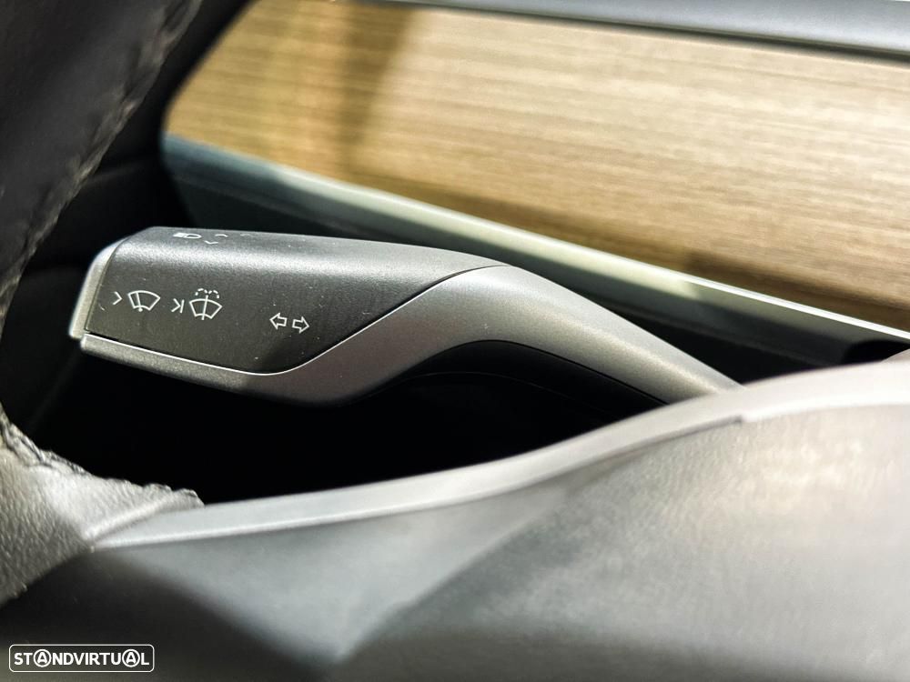 Tesla Model 3 Long Range AWD Dual Motor - 36