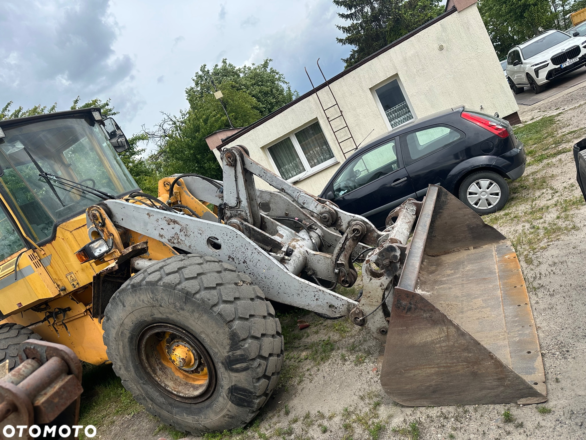Volvo L70B 2m3 4x4 3 wajchy - 4